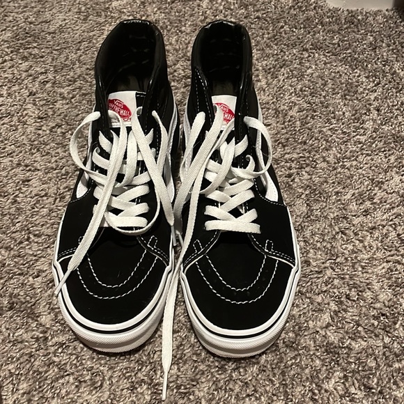 Like new vans - Picture 2 of 3